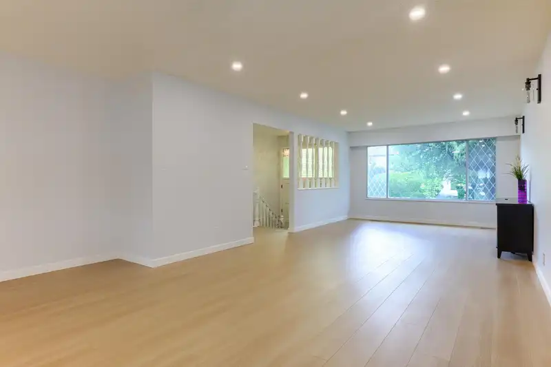 3492 E 49TH AVENUE - photo 2 of 31