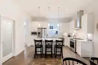 2136 164A STREET - thumbnail 11