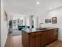 404 2375 EMERY COURT - thumbnail 4