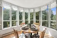402 995 ROCHE POINT DRIVE - thumbnail 12