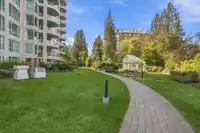 402 995 ROCHE POINT DRIVE - thumbnail 32