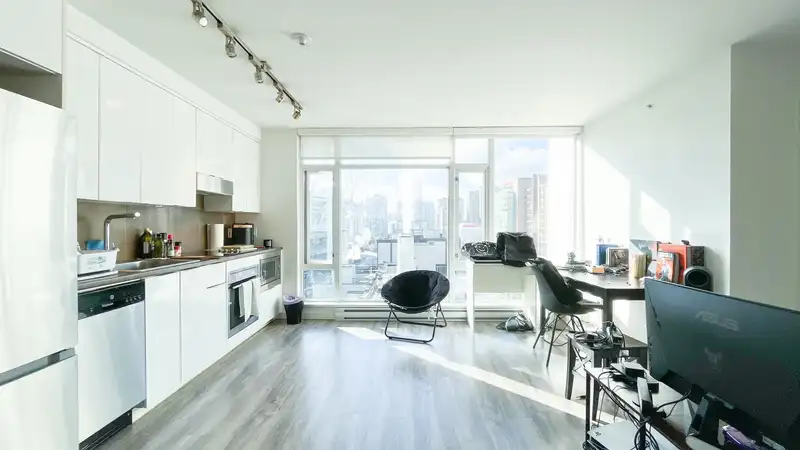 905 161 W GEORGIA STREET - photo 4 of 15