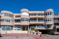 302 2455 BELLEVUE AVENUE - thumbnail 2