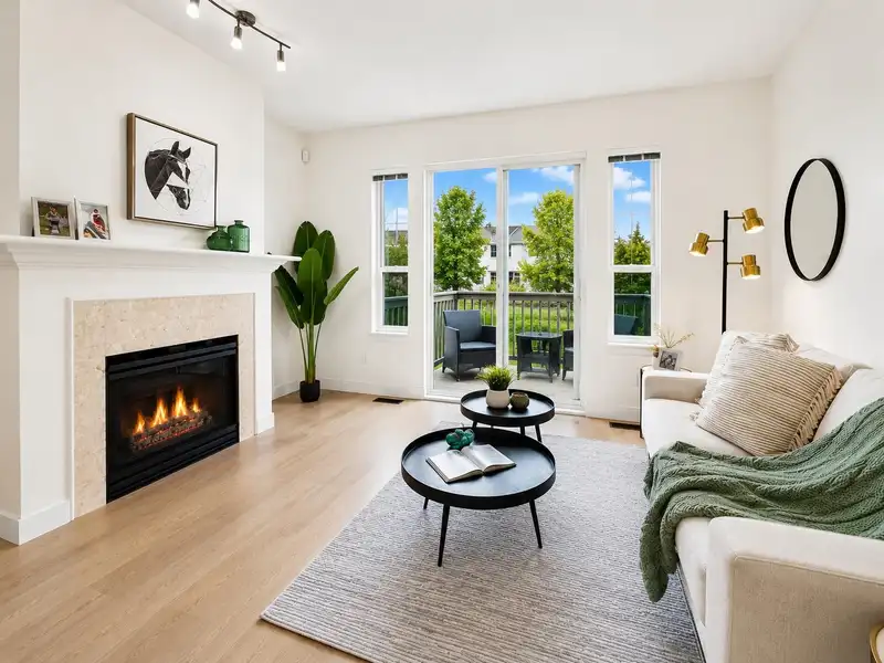 44 3880 WESTMINSTER HIGHWAY - photo 1 of 40