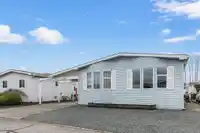 136 9055 ASHWELL ROAD - thumbnail 2