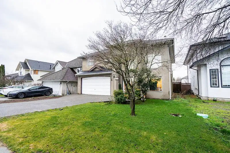 5251 BROCK STREET - photo 3 of 30