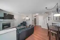 15 1015 LYNN VALLEY ROAD - thumbnail 5