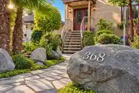 368 E 33RD AVENUE - thumbnail 2