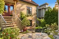 368 E 33RD AVENUE - thumbnail 3