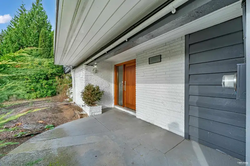 2615 SKILIFT PLACE - photo 3 of 23