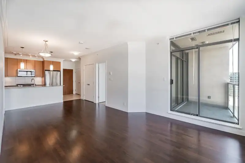 1605 7362 ELMBRIDGE WAY - photo 3 of 22