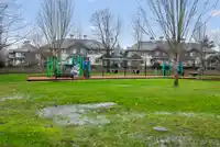 311 5677 208 STREET - thumbnail 29