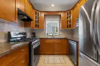 830 E 10TH AVENUE - thumbnail 12