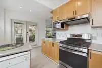 12 4111 GARRY STREET - thumbnail 7
