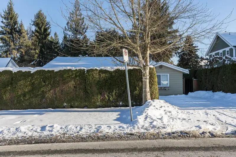 9126 CHURCH STREET - photo 2 of 40