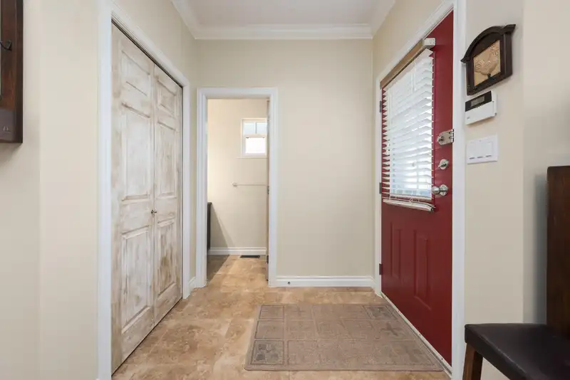 22106 LEMON AVENUE - photo 4 of 40