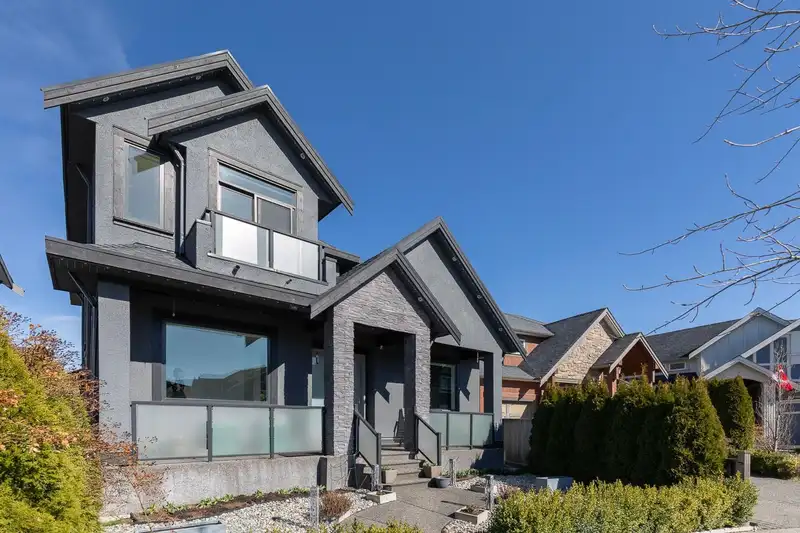 17457 2B AVENUE - photo 1 of 40
