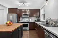 15 18983 72A AVENUE - thumbnail 12