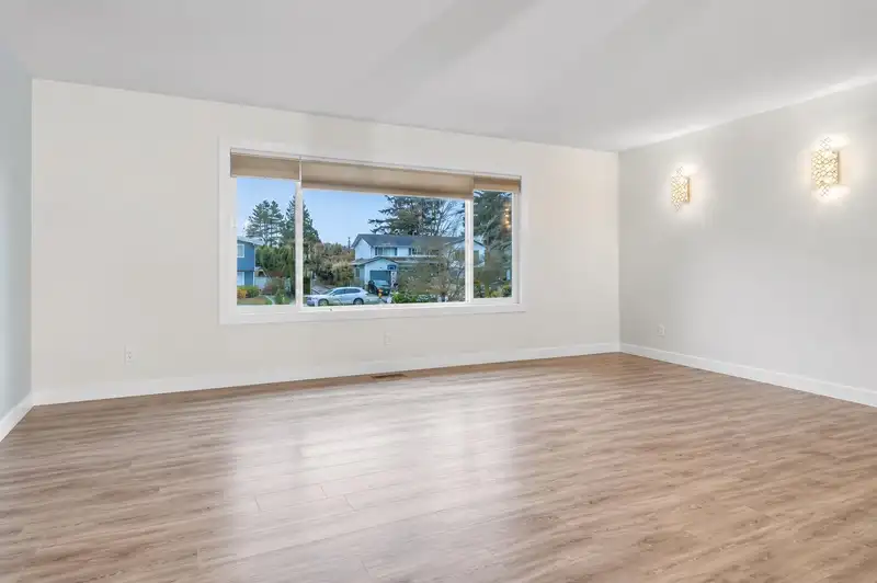 46573 ELGIN DRIVE - photo 2 of 4
