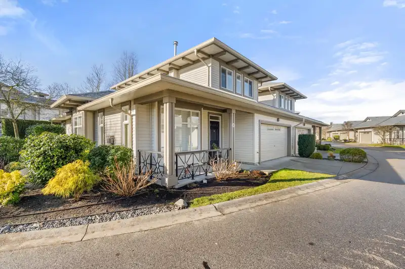 43 15188 62A AVENUE - photo 1 of 40