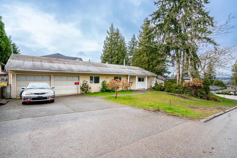 11397 141A STREET - photo 1 of 35