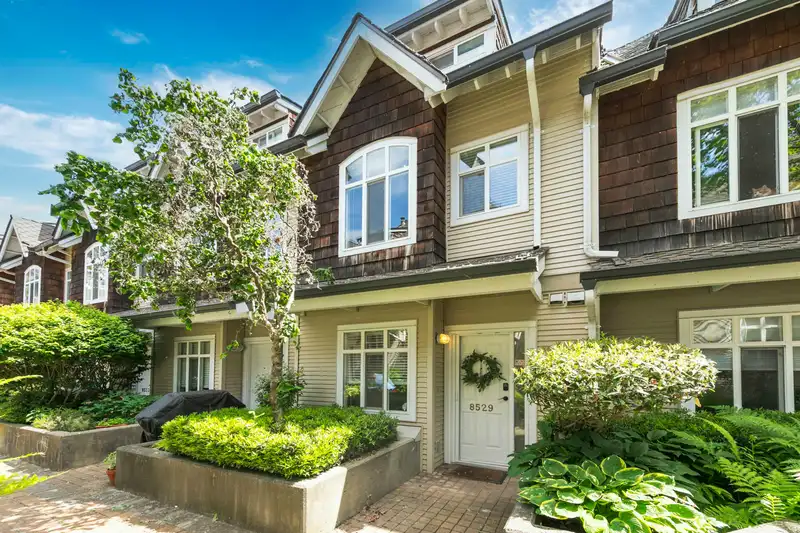 8529 JELLICOE STREET - photo 3 of 26