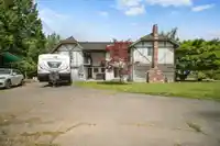 22522 28 AVENUE - thumbnail 4