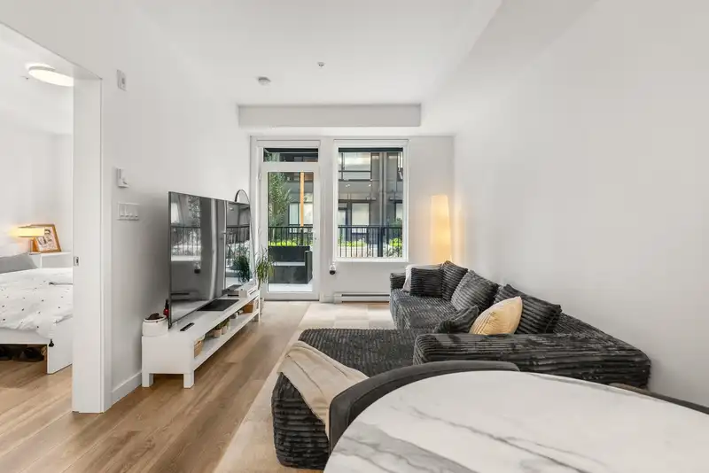 107 13858 108 AVENUE - photo 1 of 33