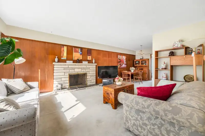 6036 KNIGHT STREET - photo 2 of 27