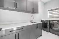 5950 168 STREET - thumbnail 18