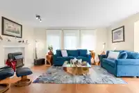 9253 203B STREET - thumbnail 3