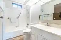 35 2120 KING GEORGE BOULEVARD - thumbnail 22