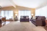 35 2120 KING GEORGE BOULEVARD - thumbnail 5