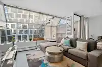 902 950 DRAKE STREET - thumbnail 1