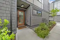 82 20150 81 AVENUE - thumbnail 2