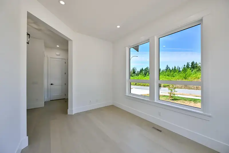 20892 35A AVENUE - photo 4 of 32