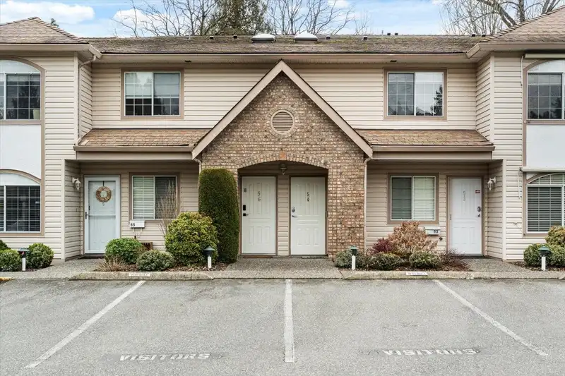 54 3110 TRAFALGAR STREET - photo 2 of 35