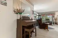 54 3110 TRAFALGAR STREET - thumbnail 5
