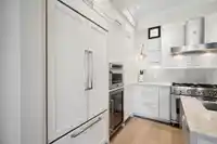 206 23189 FRANCIS AVENUE - thumbnail 6
