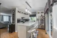 7063 129A STREET - thumbnail 3
