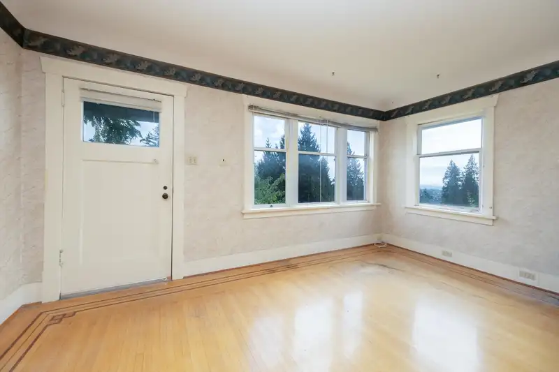 1195 DEMPSEY ROAD - photo 1 of 9