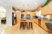 21649 90A AVENUE - thumbnail 10