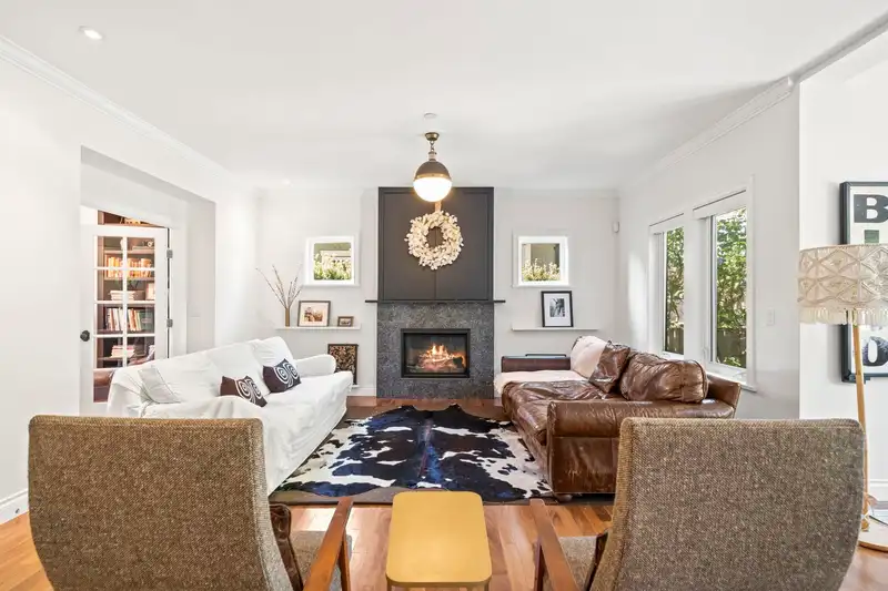 125 W 39TH AVENUE - photo 3 of 40