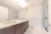54 5510 ADMIRAL WAY - thumbnail 19
