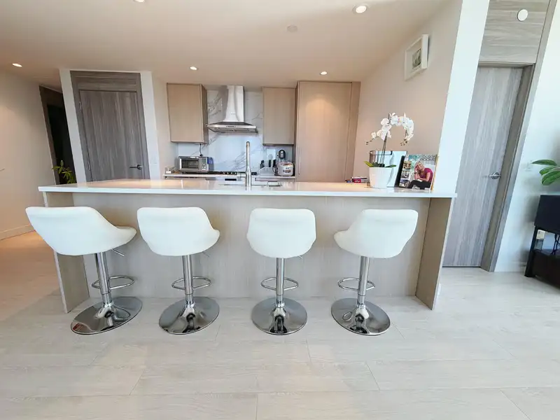 1001 8611 HAZELBRIDGE WAY - photo 4 of 20