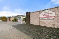 121 7610 EVANS ROAD - thumbnail 1
