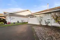 121 7610 EVANS ROAD - thumbnail 6