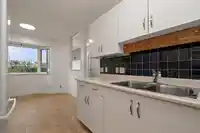 121 7610 EVANS ROAD - thumbnail 10