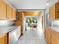 4058 W 17TH AVENUE - thumbnail 5