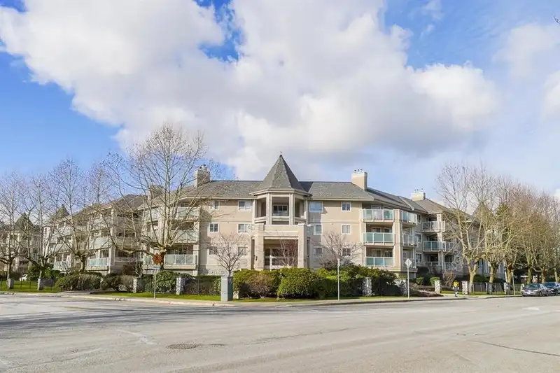 102 20145 55A AVENUE - photo 1 of 1